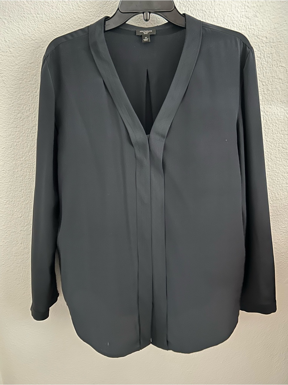 Ann Taylor Black Silk Blouse M